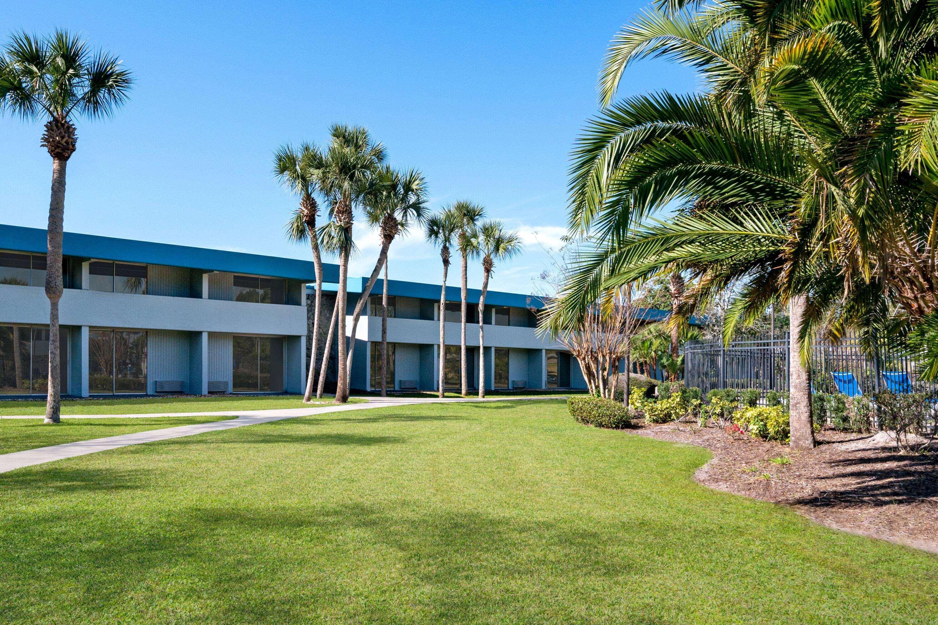 Baymont By Wyndham Daytona Beach - Intl Speedway Eksteriør billede