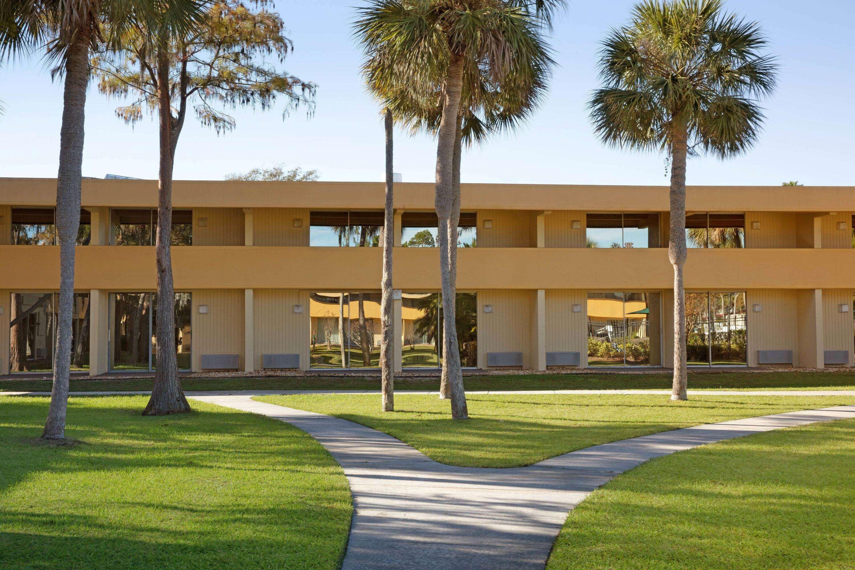 Baymont By Wyndham Daytona Beach - Intl Speedway Eksteriør billede